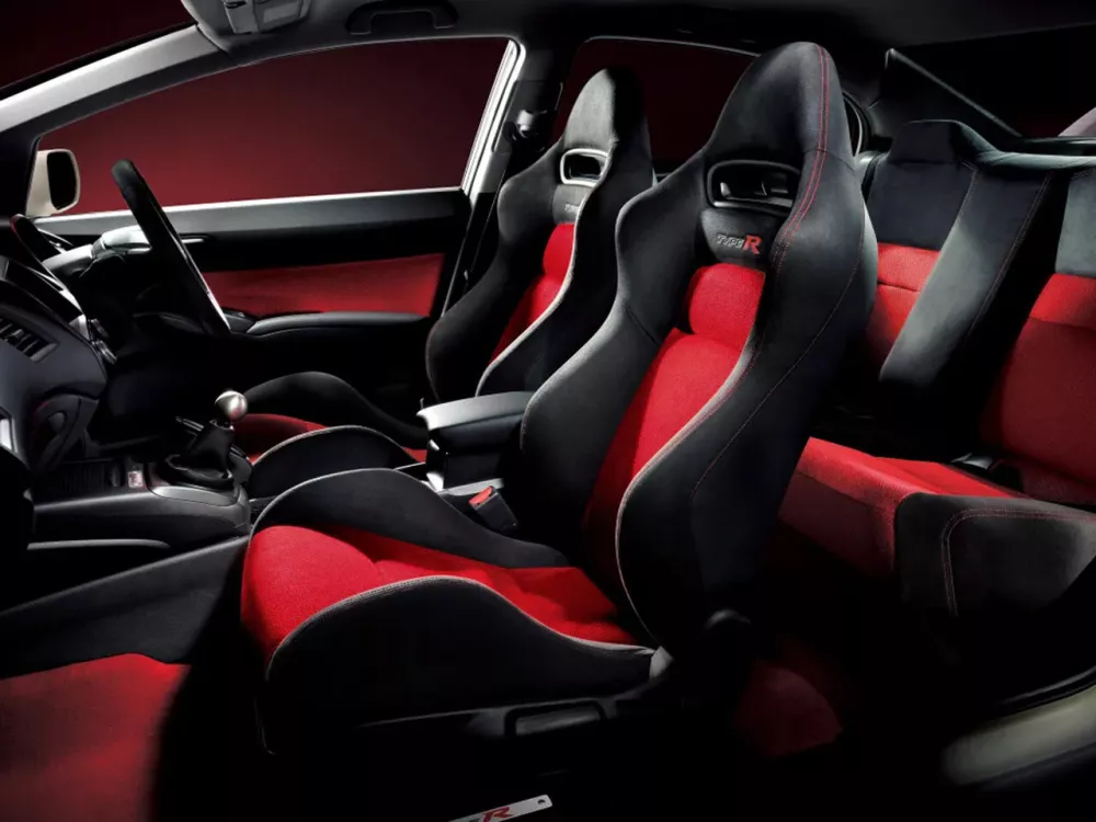 Автомобиль Honda Civic Type R VIII Седан