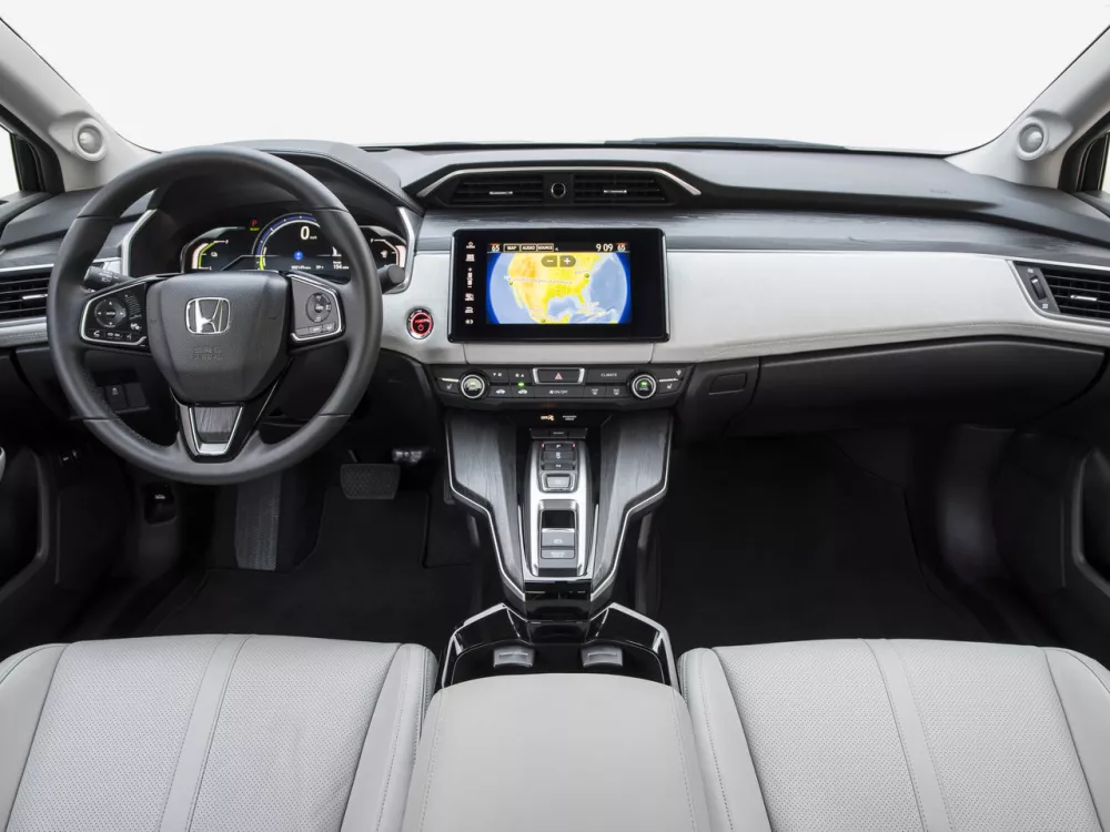 Автомобиль Honda Clarity II Седан