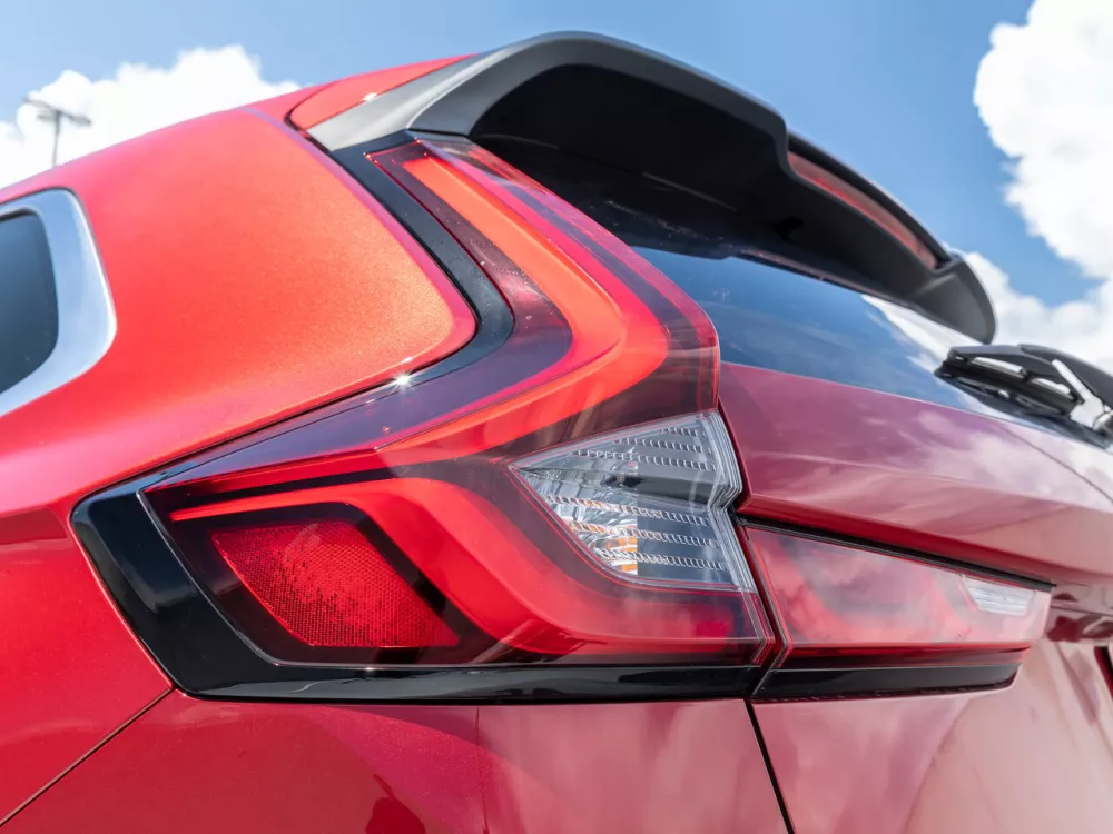 Автомобиль Honda CR-V VI Внедорожник (5 дверей)
