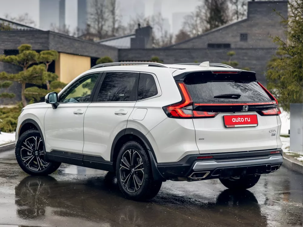 Автомобиль Honda CR-V VI Внедорожник (5 дверей)