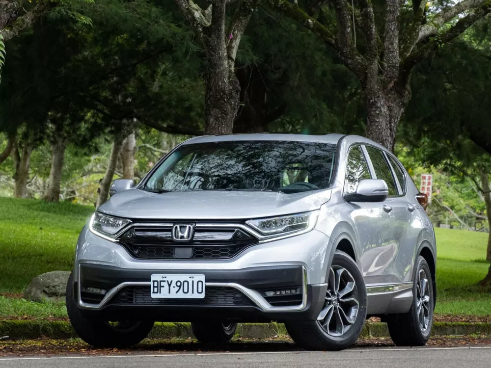 Автомобиль Honda CR-V V Рестайлинг Внедорожник (5 дверей)