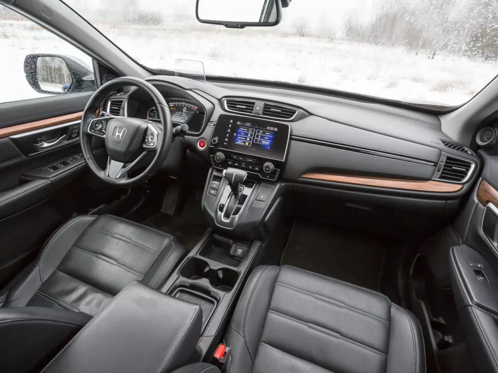 Автомобиль Honda CR-V V Внедорожник (5 дверей)