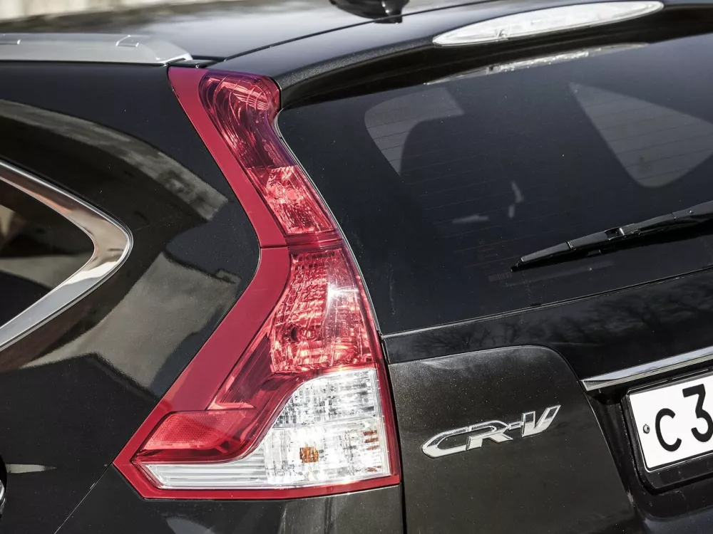 Автомобиль Honda CR-V IV Внедорожник (5 дверей)