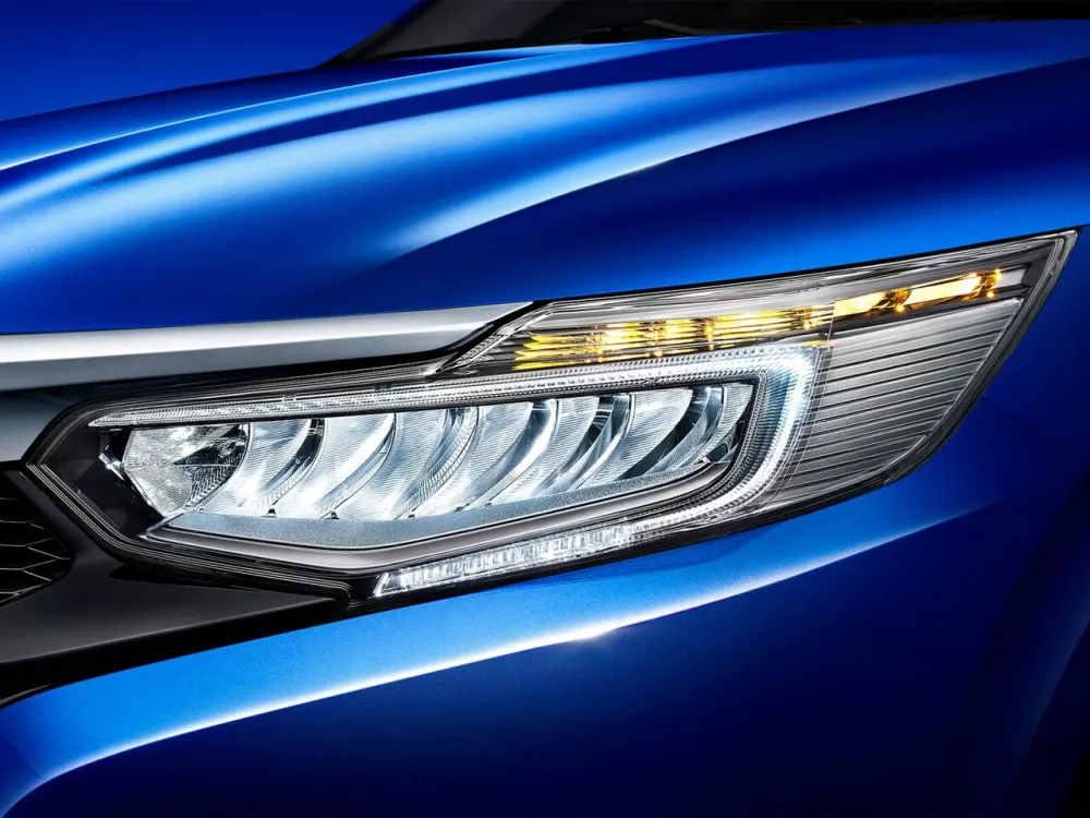 Автомобиль Honda Crider II Седан