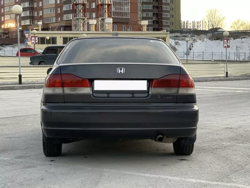 Автомобиль Honda Domani II Седан