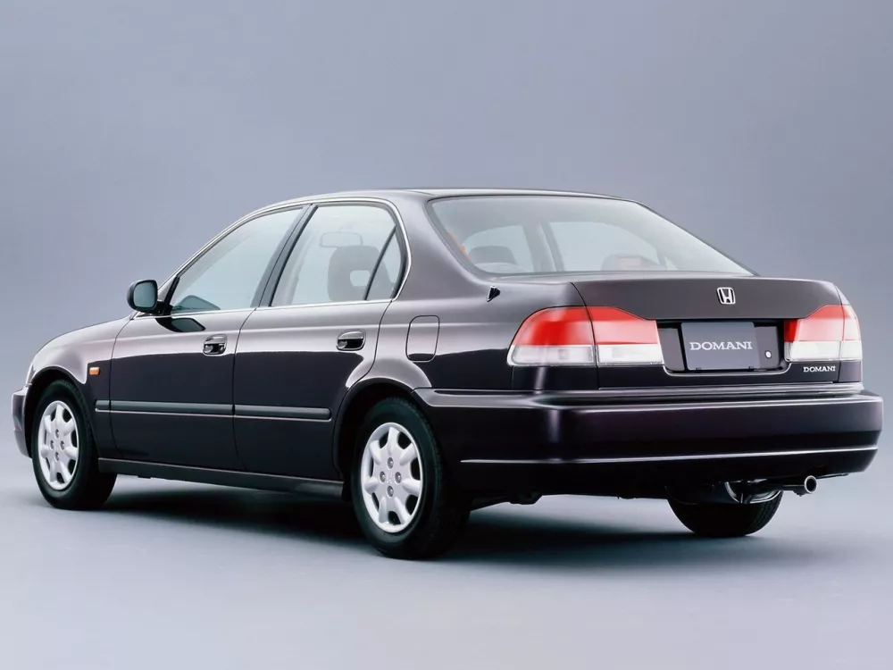 Автомобиль Honda Domani II Седан