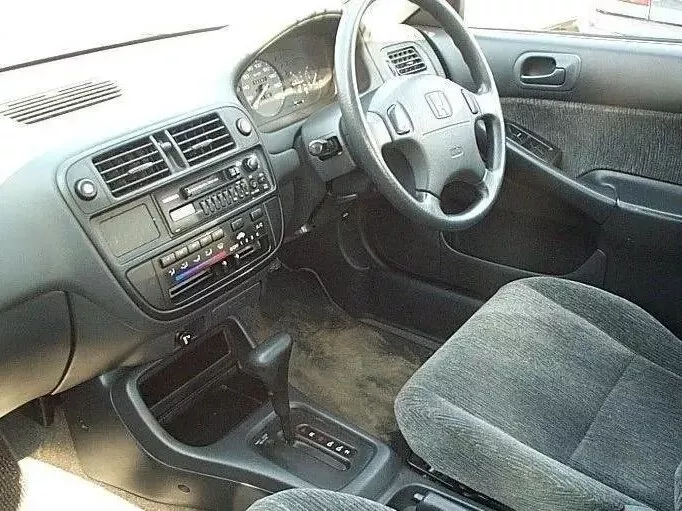 Автомобиль Honda Domani II Седан