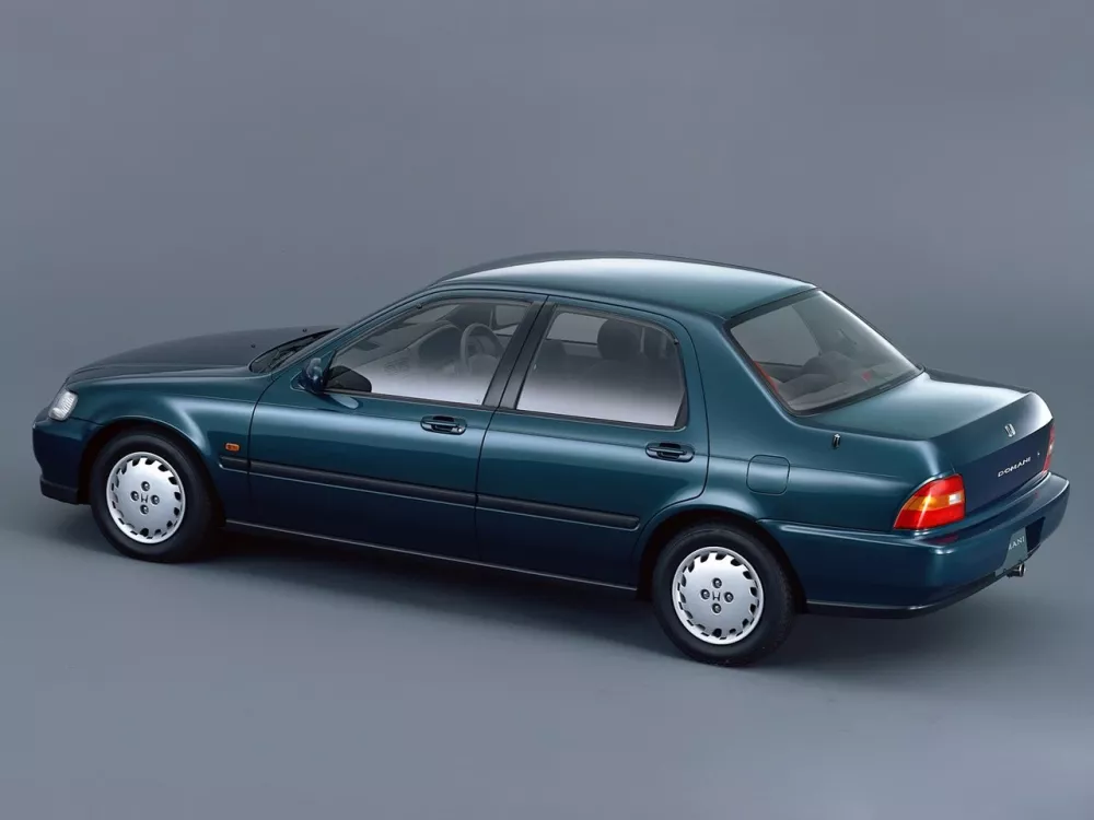 Автомобиль Honda Domani I Седан