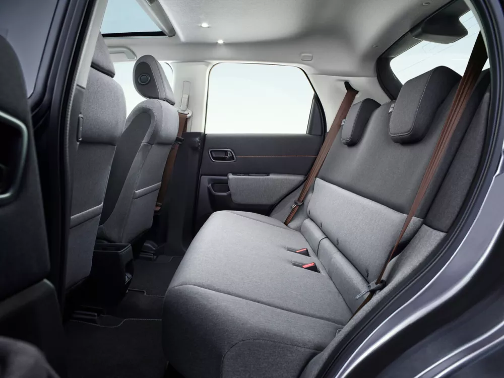 Автомобиль Honda e Хэтчбек (5 дверей)