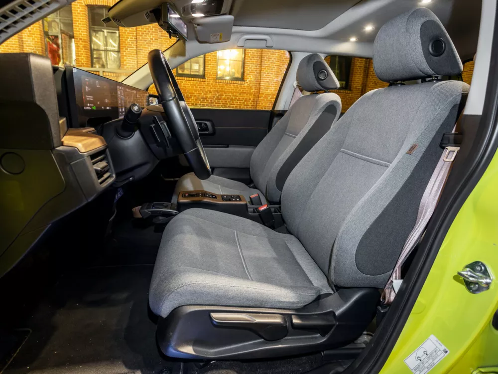 Автомобиль Honda e Хэтчбек (5 дверей)
