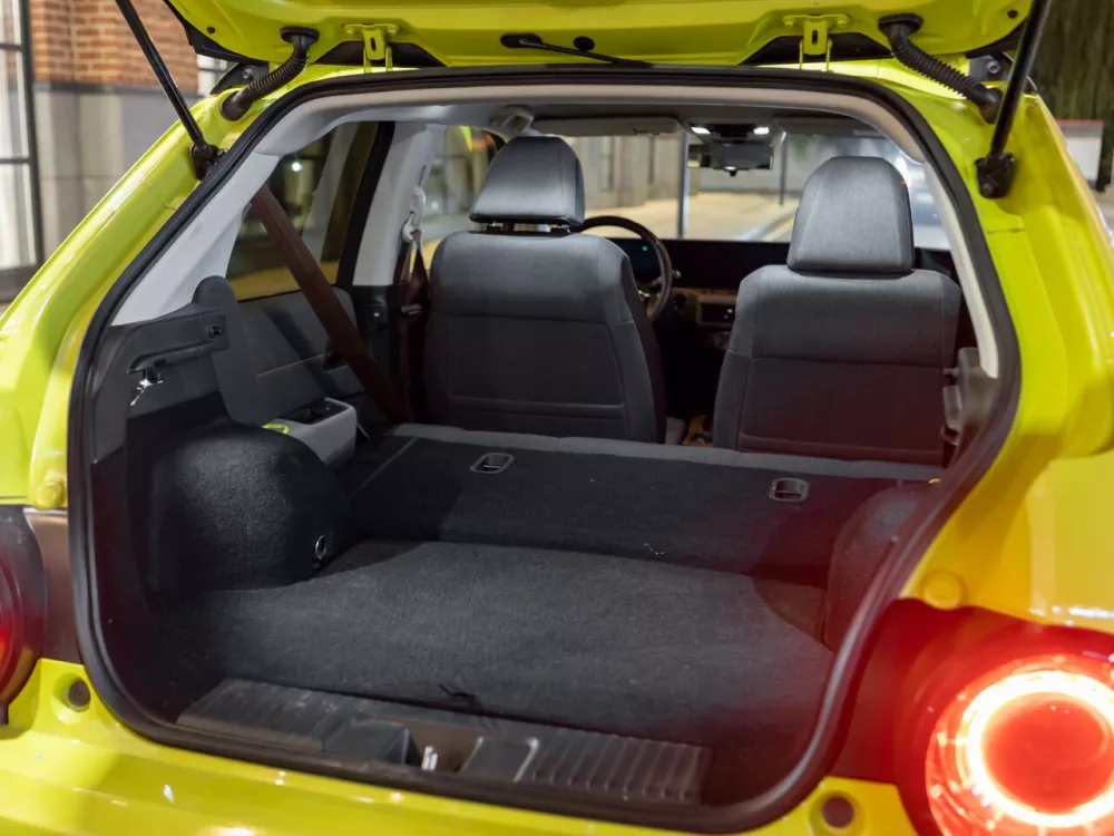 Автомобиль Honda e Хэтчбек (5 дверей)