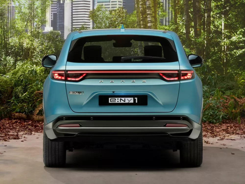 Автомобиль Honda e:Ny1 Внедорожник (5 дверей)