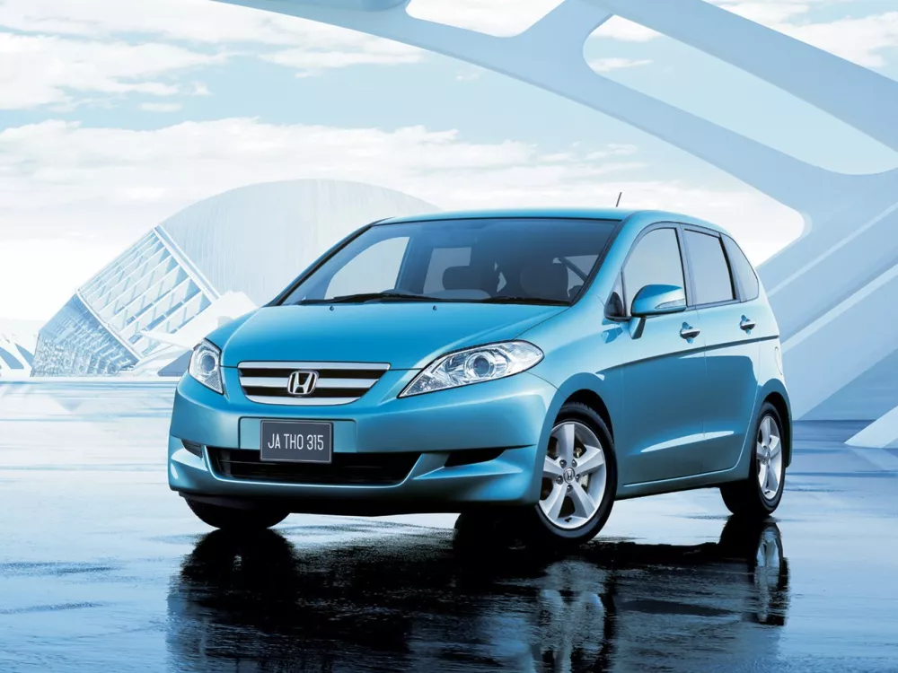 Автомобиль Honda Edix Компактвэн