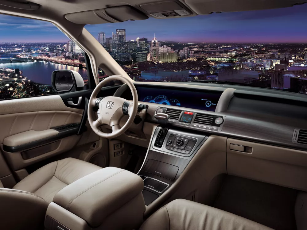 Автомобиль Honda Elysion (China Market) I Минивэн