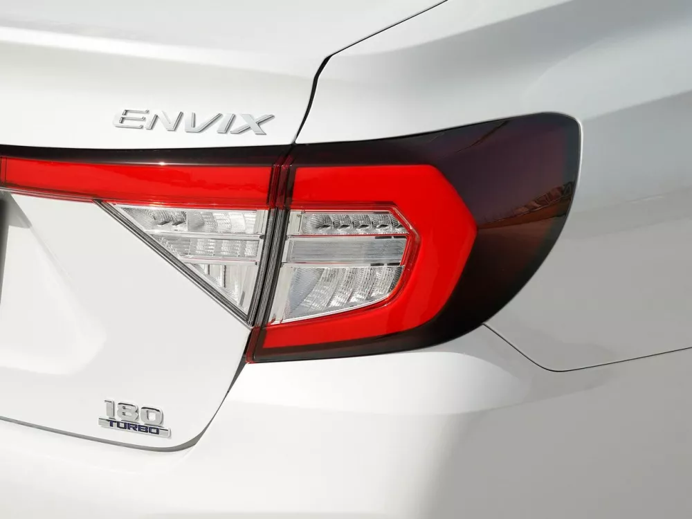 Автомобиль Honda Envix I Рестайлинг Седан