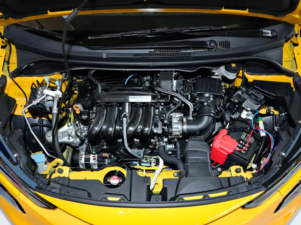 Автомобиль Honda Fit IV Рестайлинг 2 Хэтчбек (5 дверей)