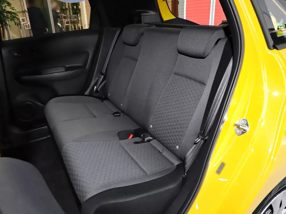 Автомобиль Honda Fit IV Рестайлинг 2 Хэтчбек (5 дверей)