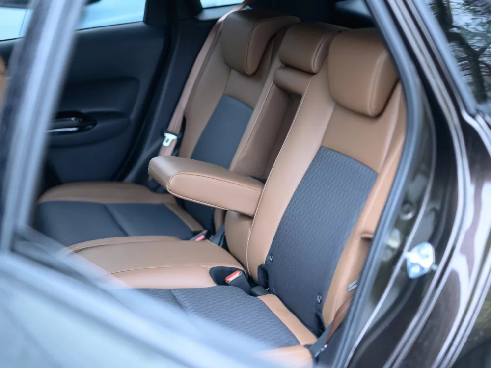 Автомобиль Honda Fit IV Хэтчбек (5 дверей)