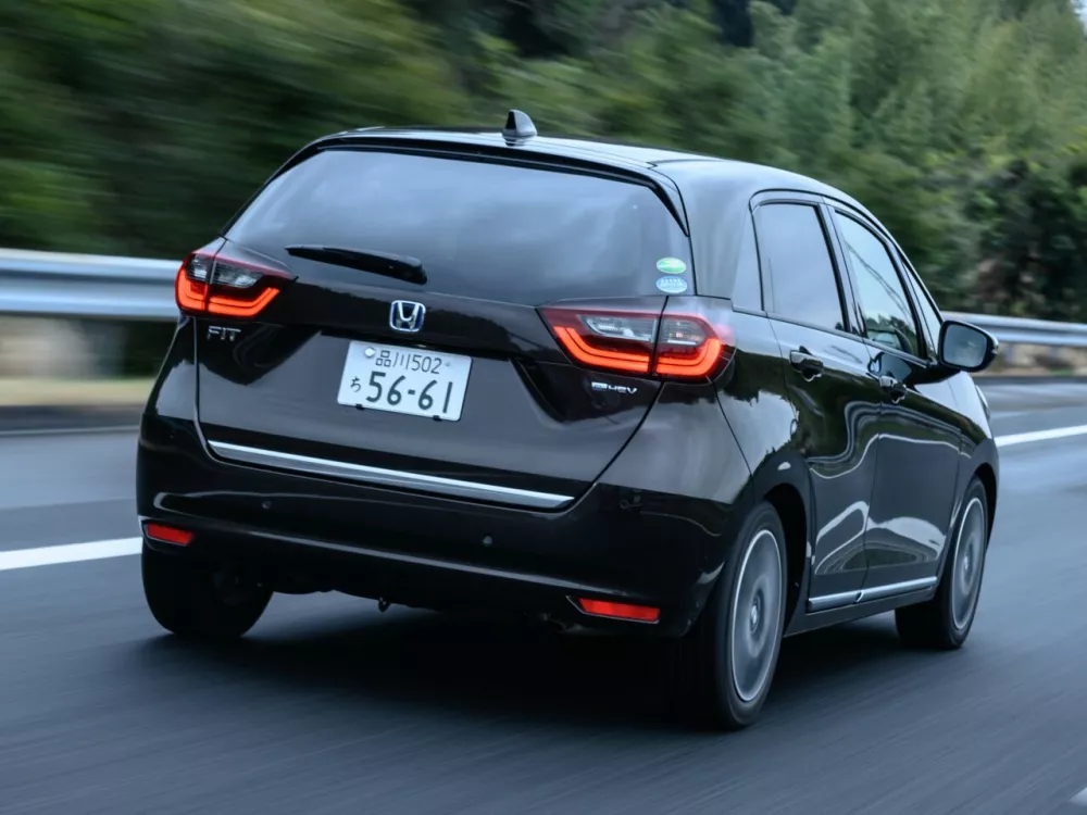 Автомобиль Honda Fit IV Хэтчбек (5 дверей)