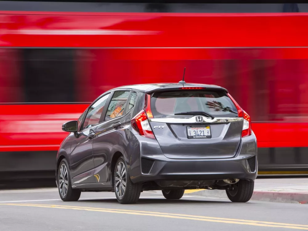 Автомобиль Honda Fit III Хэтчбек (5 дверей)