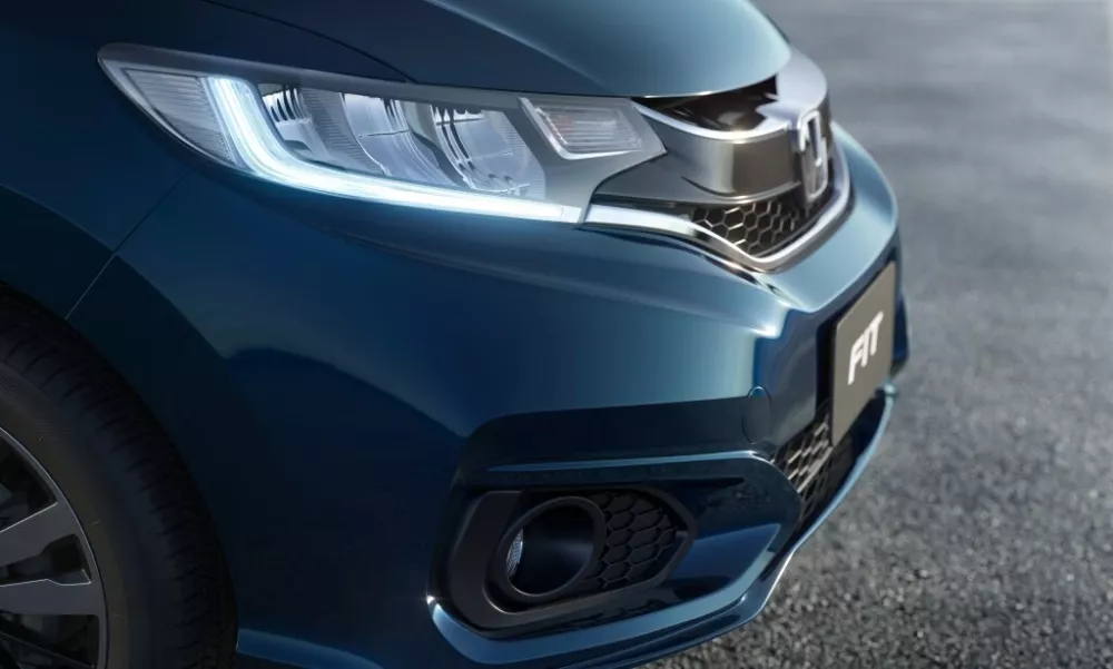 Автомобиль Honda Fit III Рестайлинг Хэтчбек (5 дверей)