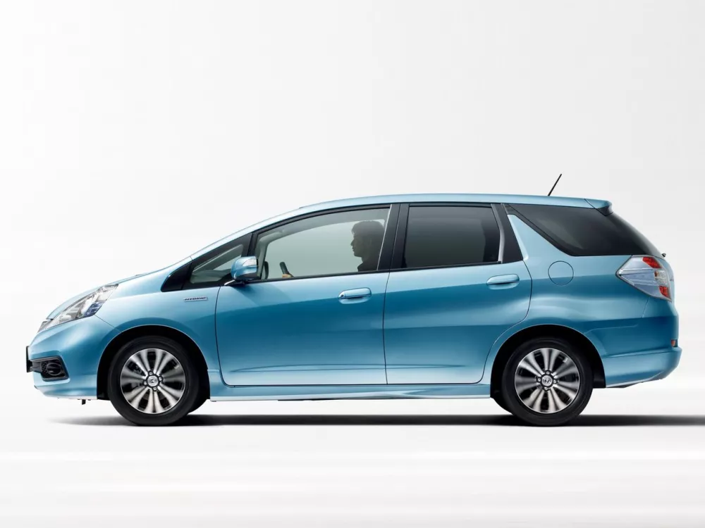 Автомобиль Honda Fit Shuttle I Рестайлинг Универсал (5 дверей)