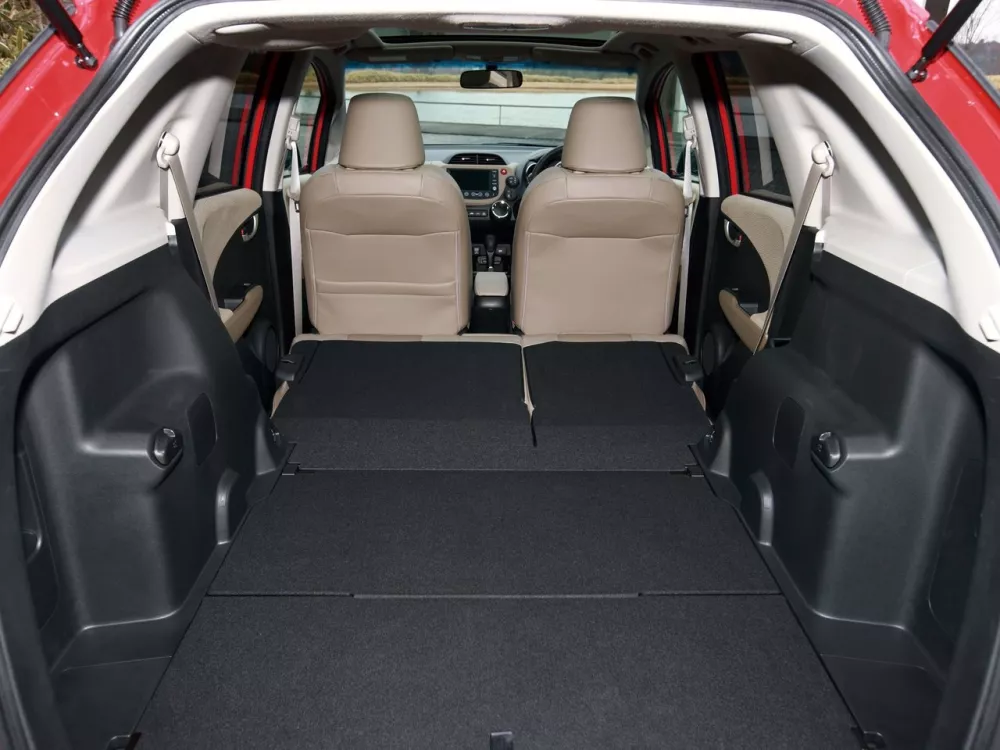 Автомобиль Honda Fit Shuttle I Универсал (5 дверей)