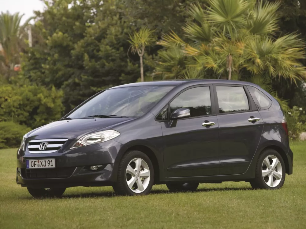 Автомобиль Honda FR-V Компактвэн