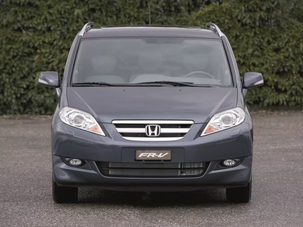 Автомобиль Honda FR-V Компактвэн