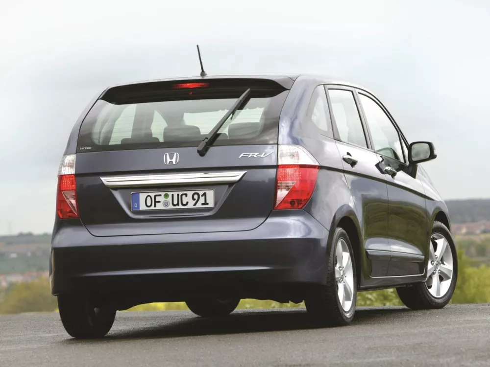 Автомобиль Honda FR-V Компактвэн
