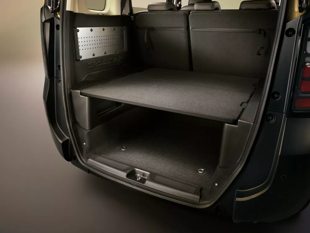 Автомобиль Honda Freed III Компактвэн Crosstar