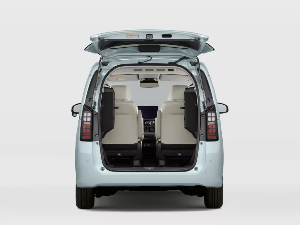 Автомобиль Honda Freed III Компактвэн Air