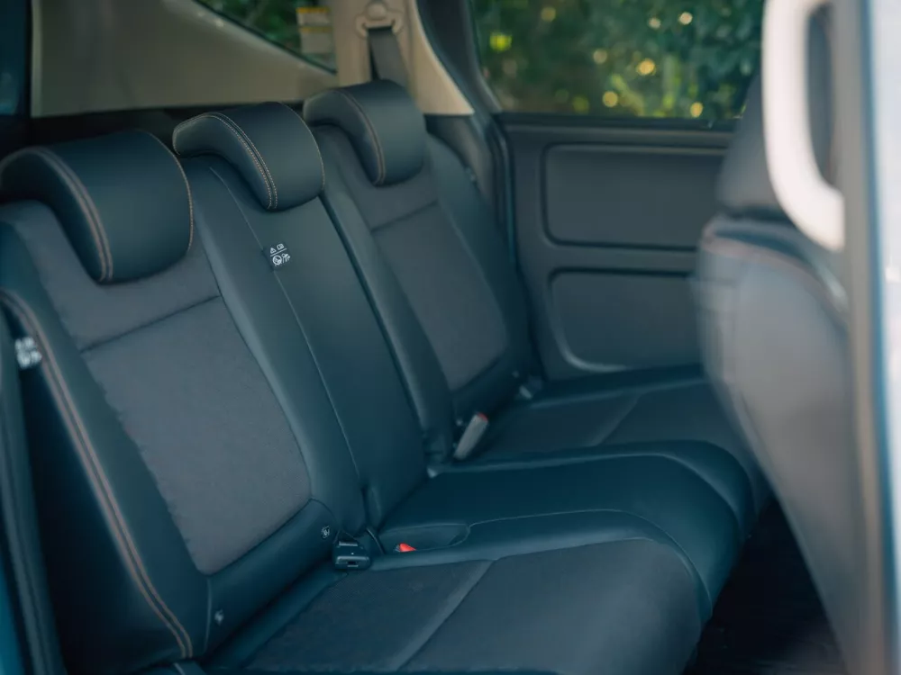 Автомобиль Honda Freed II Рестайлинг Компактвэн