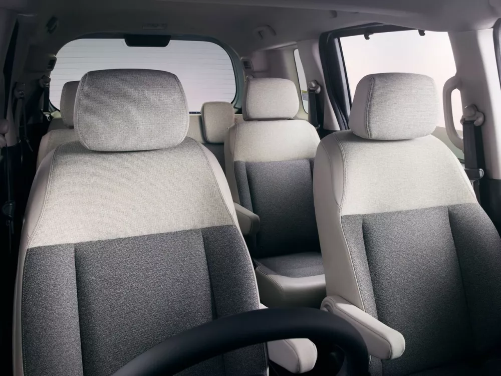 Автомобиль Honda Freed III Компактвэн Air
