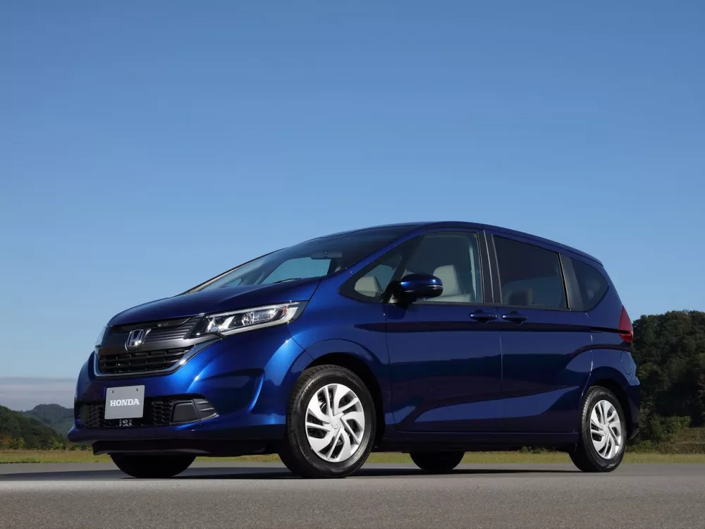 Автомобиль Honda Freed II Компактвэн