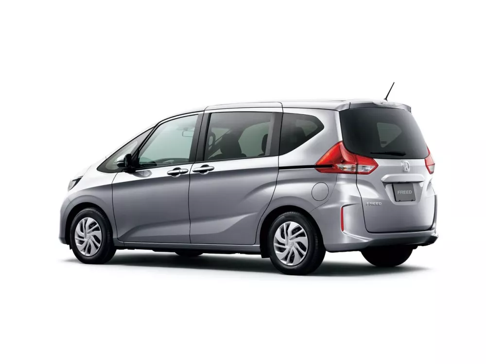 Автомобиль Honda Freed II Компактвэн