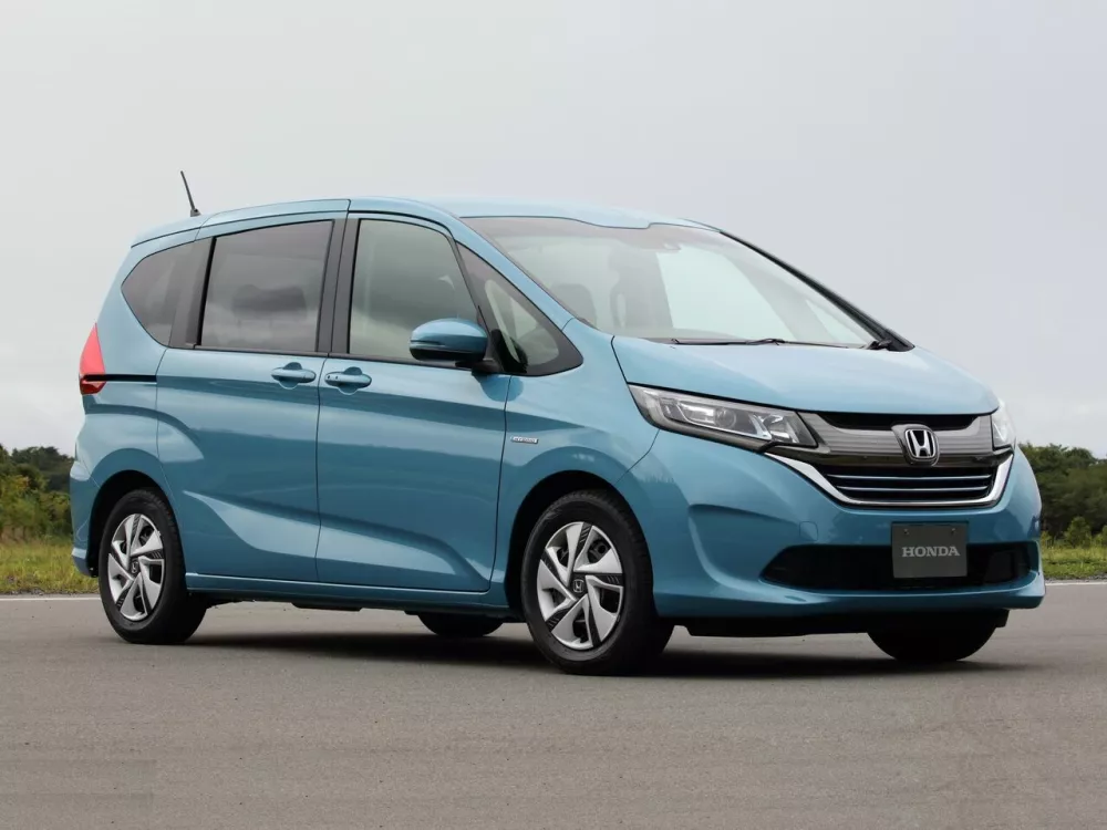 Автомобиль Honda Freed II Компактвэн Freed+