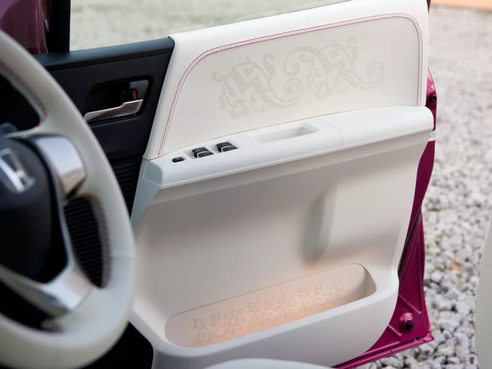 Автомобиль Honda Freed I Рестайлинг Компактвэн