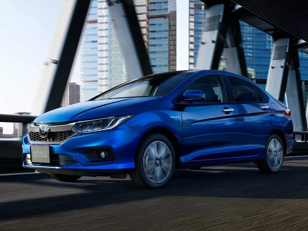 Автомобиль Honda Grace I Рестайлинг Седан