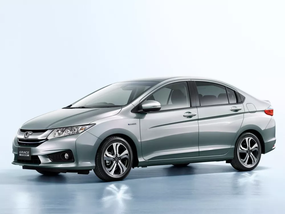Автомобиль Honda Grace I Седан