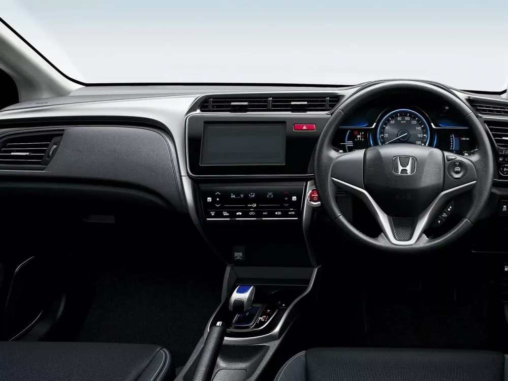 Автомобиль Honda Grace I Седан
