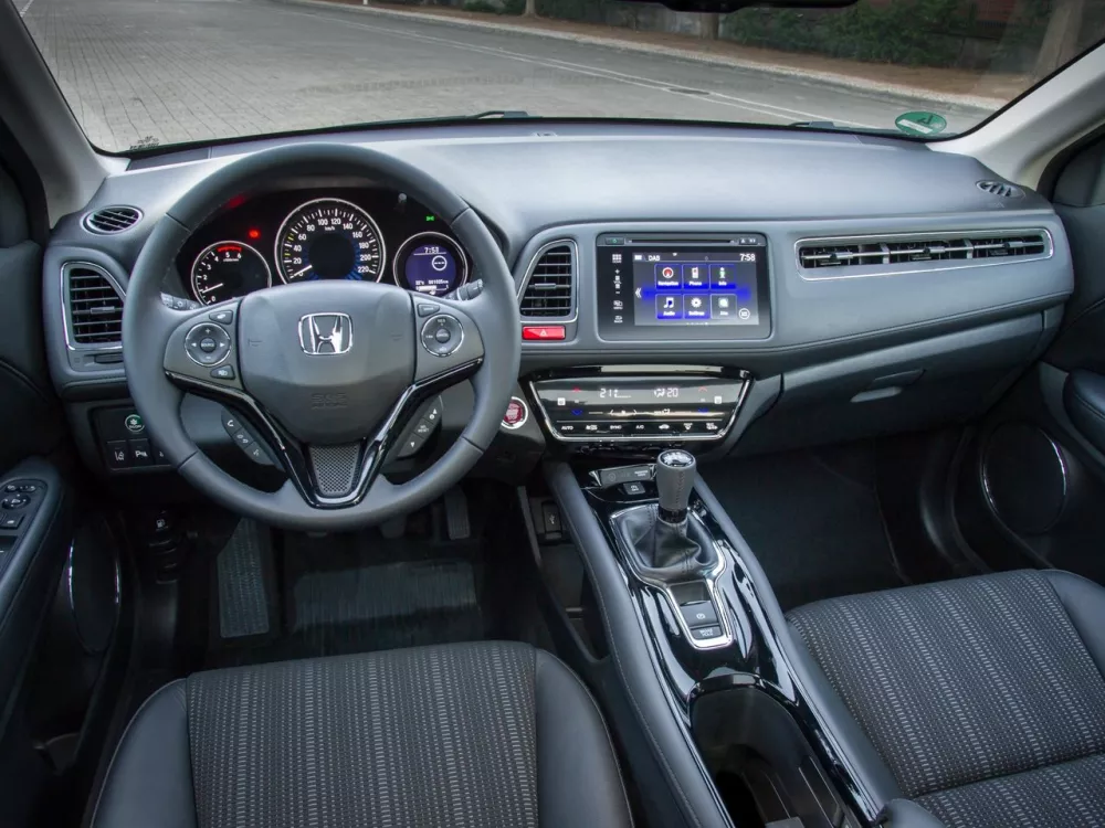 Автомобиль Honda HR-V II Внедорожник (5 дверей)