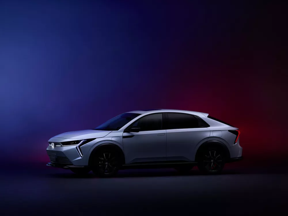 Автомобиль Honda Insight IV Внедорожник (5 дверей)