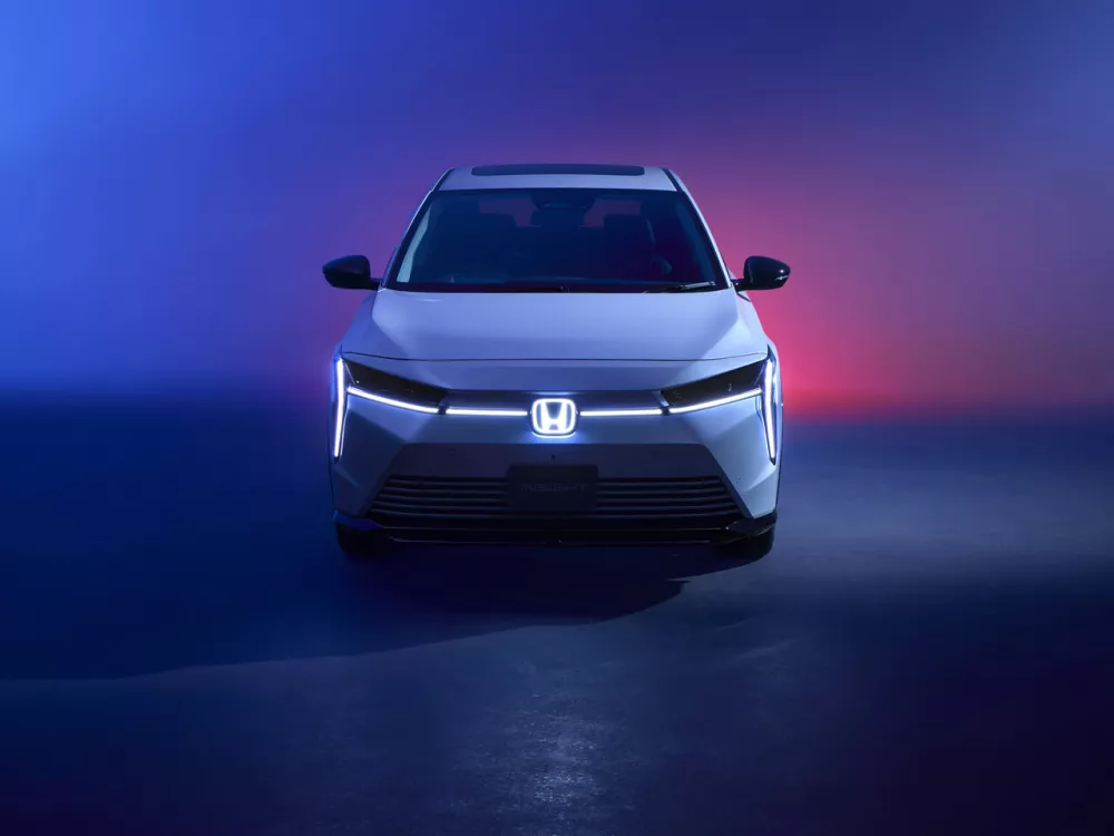 Автомобиль Honda Insight IV Внедорожник (5 дверей)