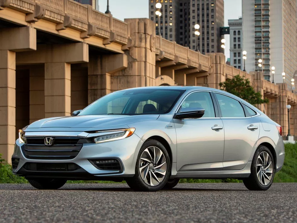 Автомобиль Honda Insight III Седан