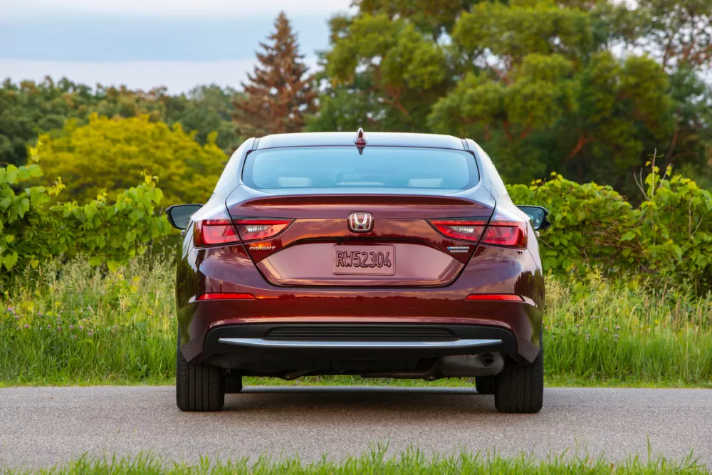 Автомобиль Honda Insight III Седан