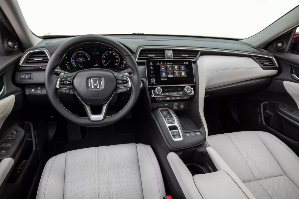 Автомобиль Honda Insight III Седан