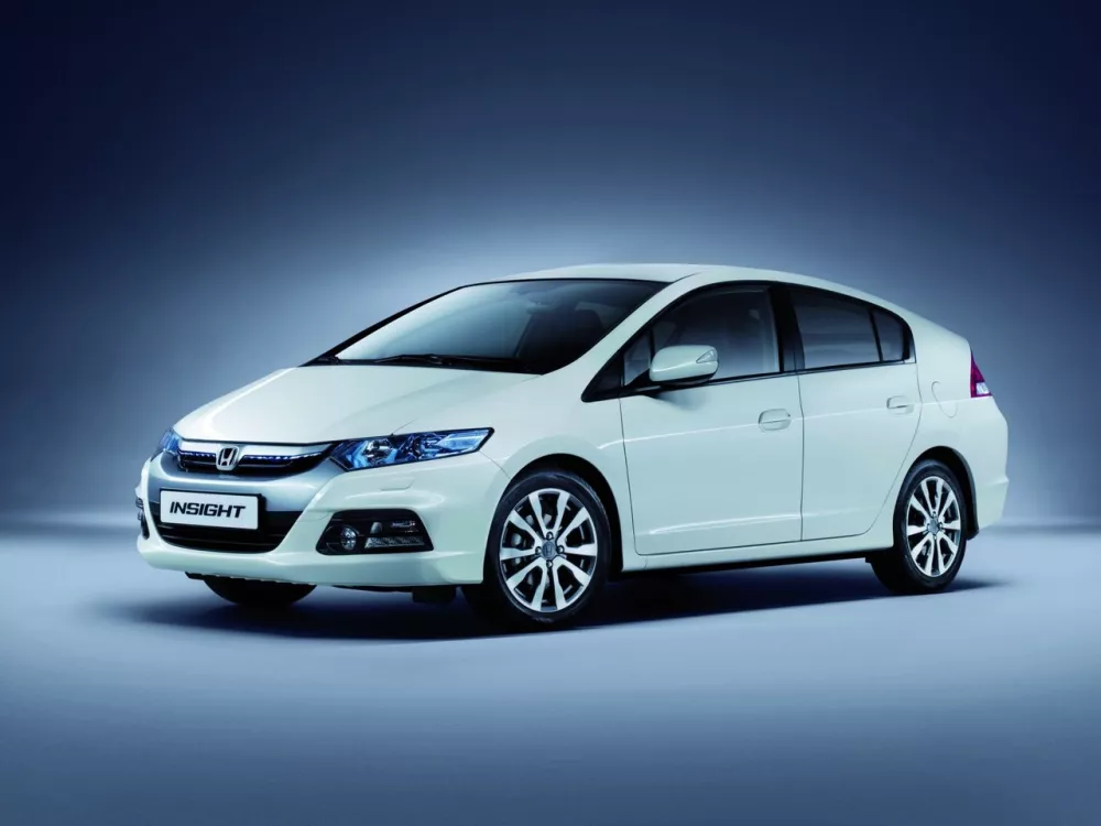 Автомобиль Honda Insight II Рестайлинг Хэтчбек (5 дверей)