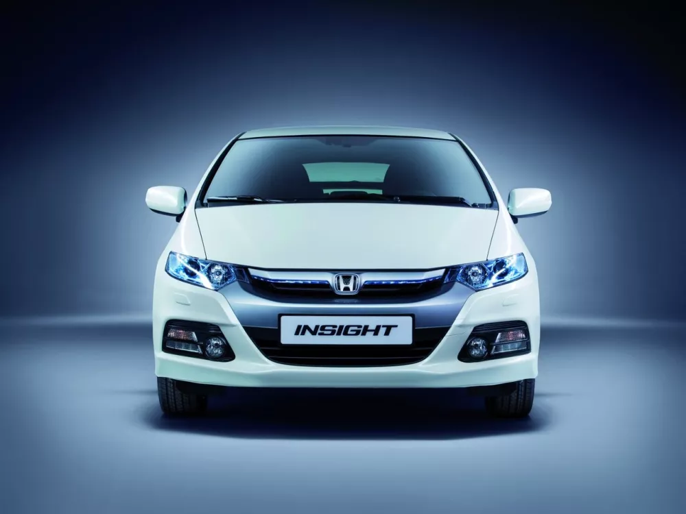 Автомобиль Honda Insight II Рестайлинг Хэтчбек (5 дверей)