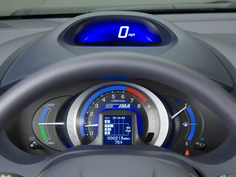 Автомобиль Honda Insight II Рестайлинг Хэтчбек (5 дверей)